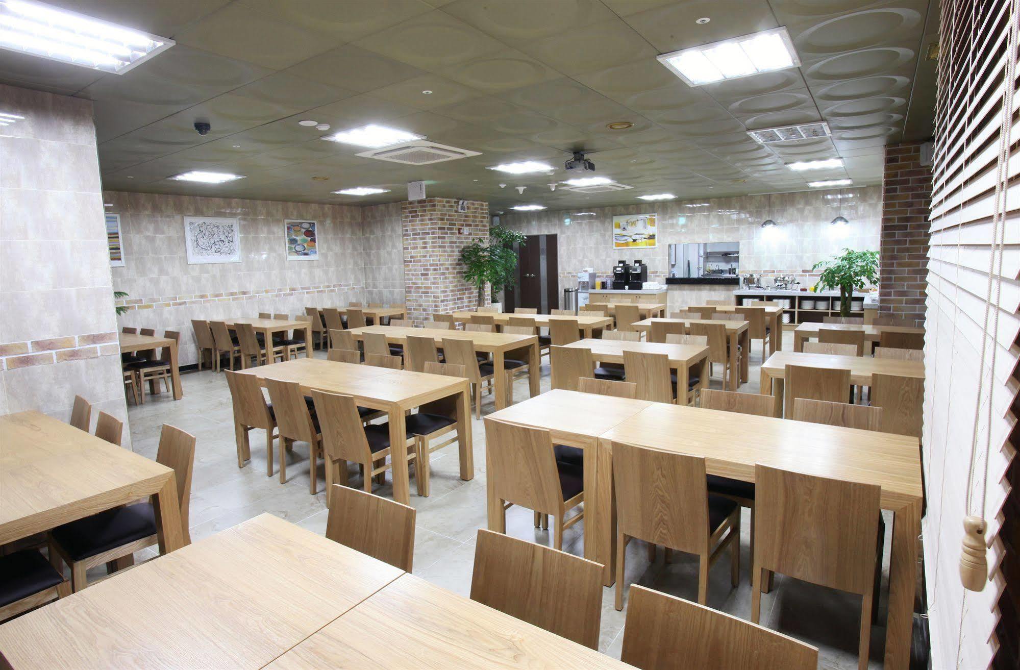 Coop City Hotel Oryu Station Сеул Экстерьер фото